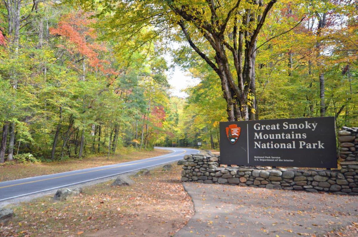 The Solstice - Amenities Galore Mountain Retreat Gatlinburg Luaran gambar